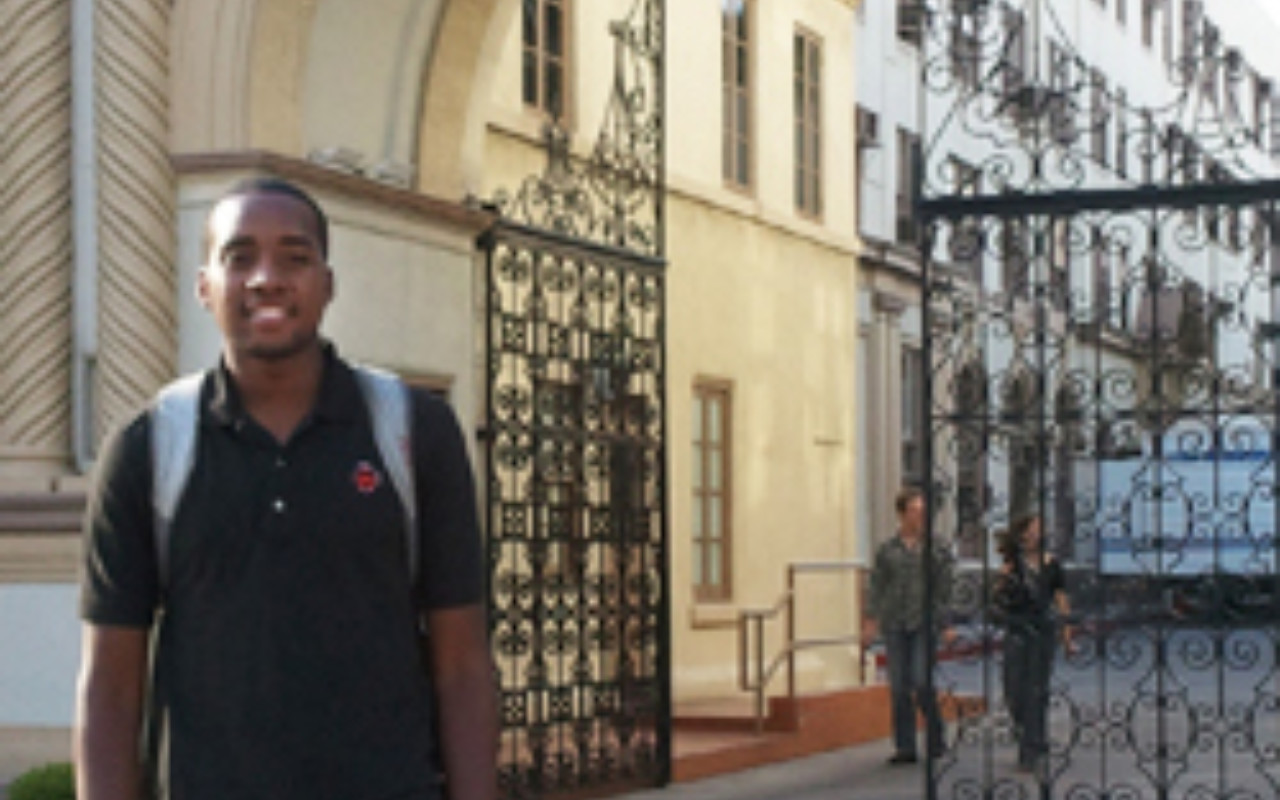David Persley (UW-Madison Posse 7) interned in the archives department of Paramount Pictures.