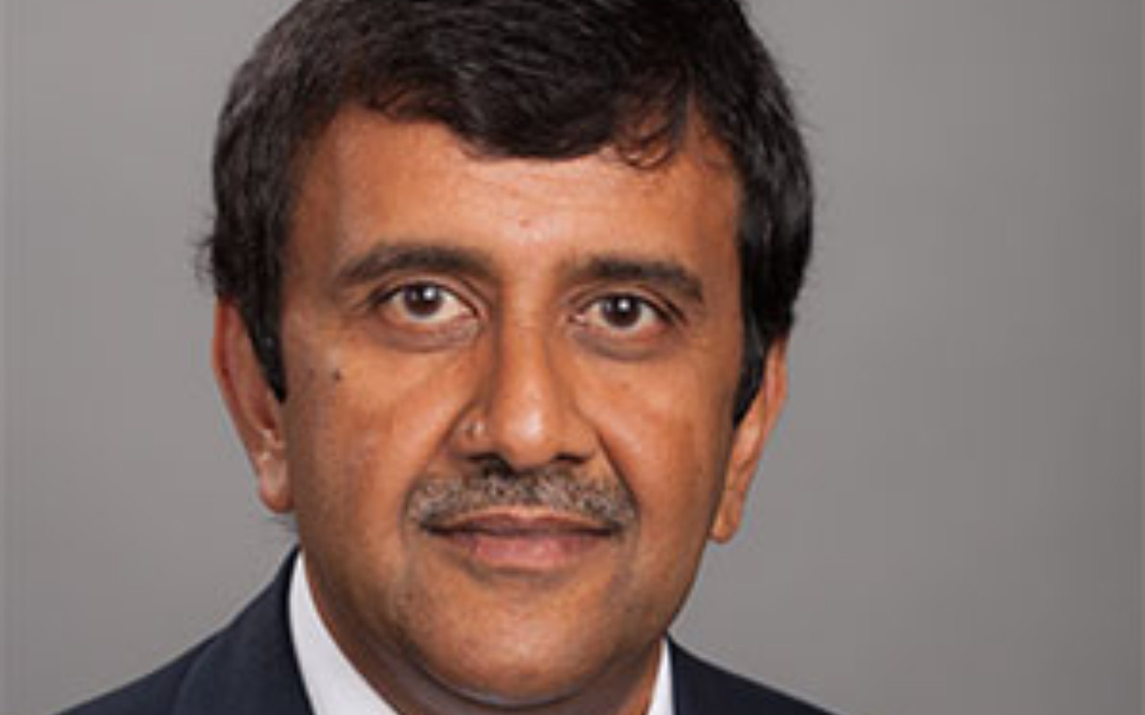 Babson College Associate Professor Ganesan Shankar.