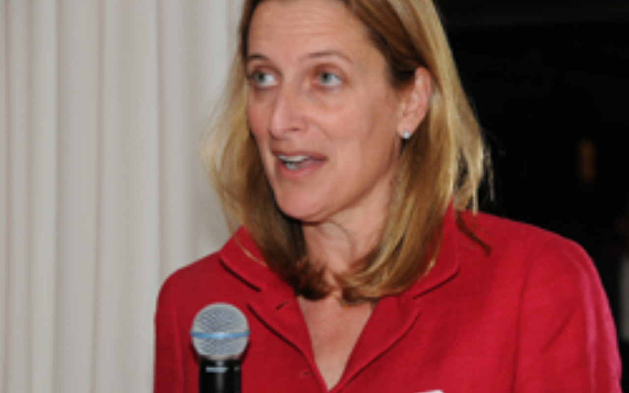 Louisa Ritter, the managing director and president of Goldman Sachs Gives, accepted an award on behalf of the Goldman Sachs Foundation. [credit: Leticia Rey Photography]