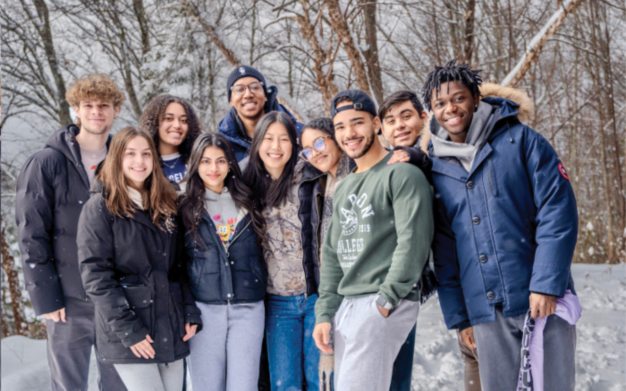Happy Holidays Giving Tuesday Posse Group Photo